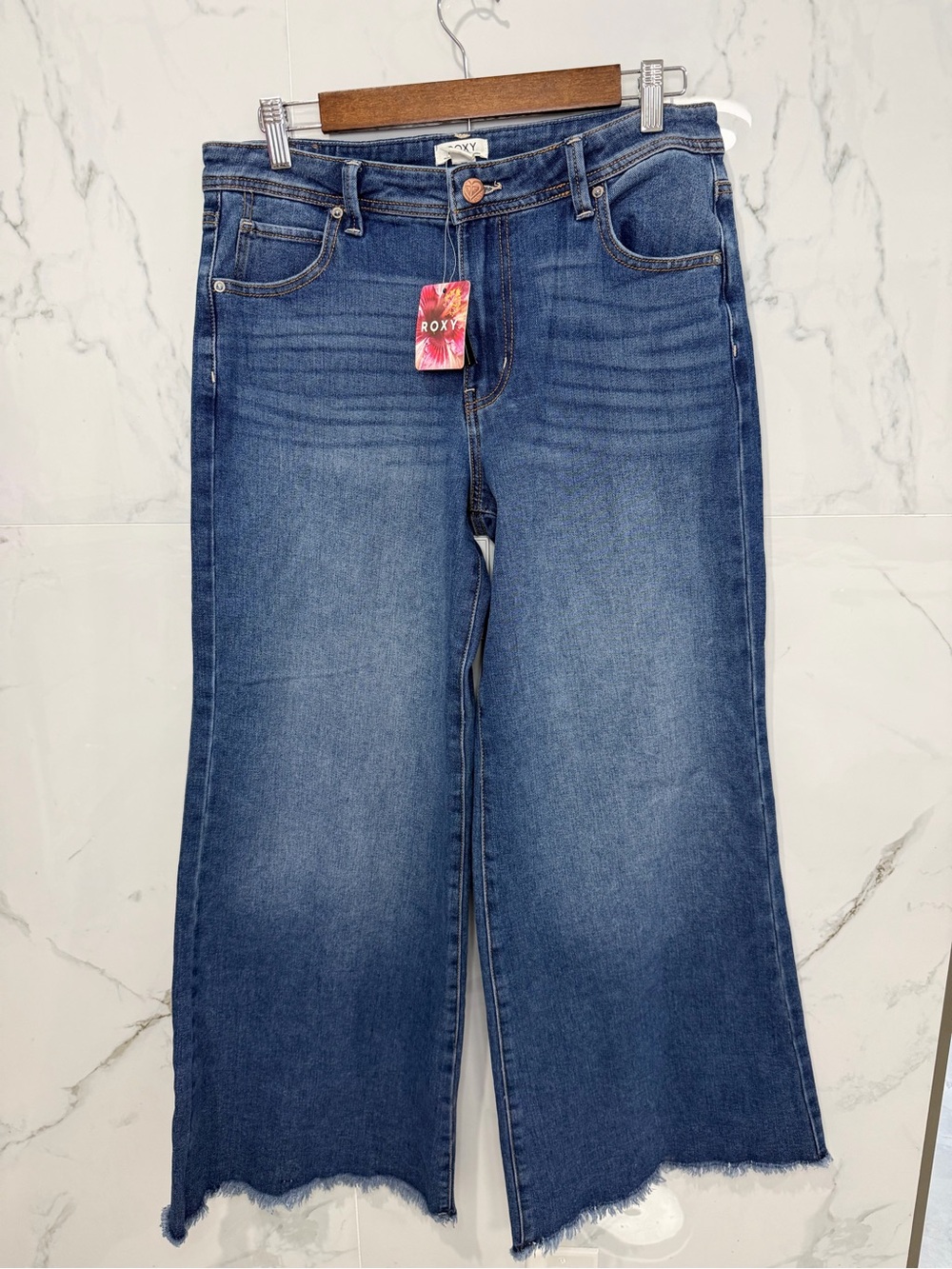 Roxy Women's Medium Blue Wide-Leg Crop Jeans with Raw Hem